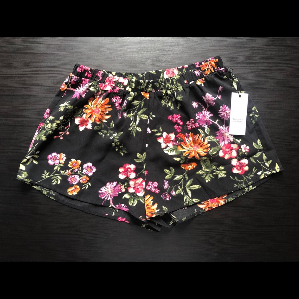 Black Floral Shorts!